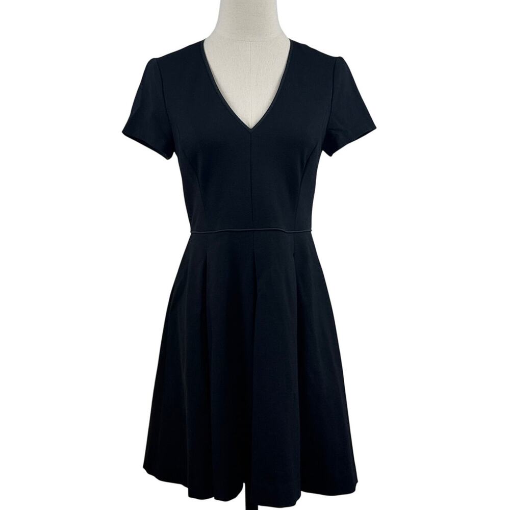 Banana Republic Women’s 4P Black Ponte Fit & Flare V-Neck Dress